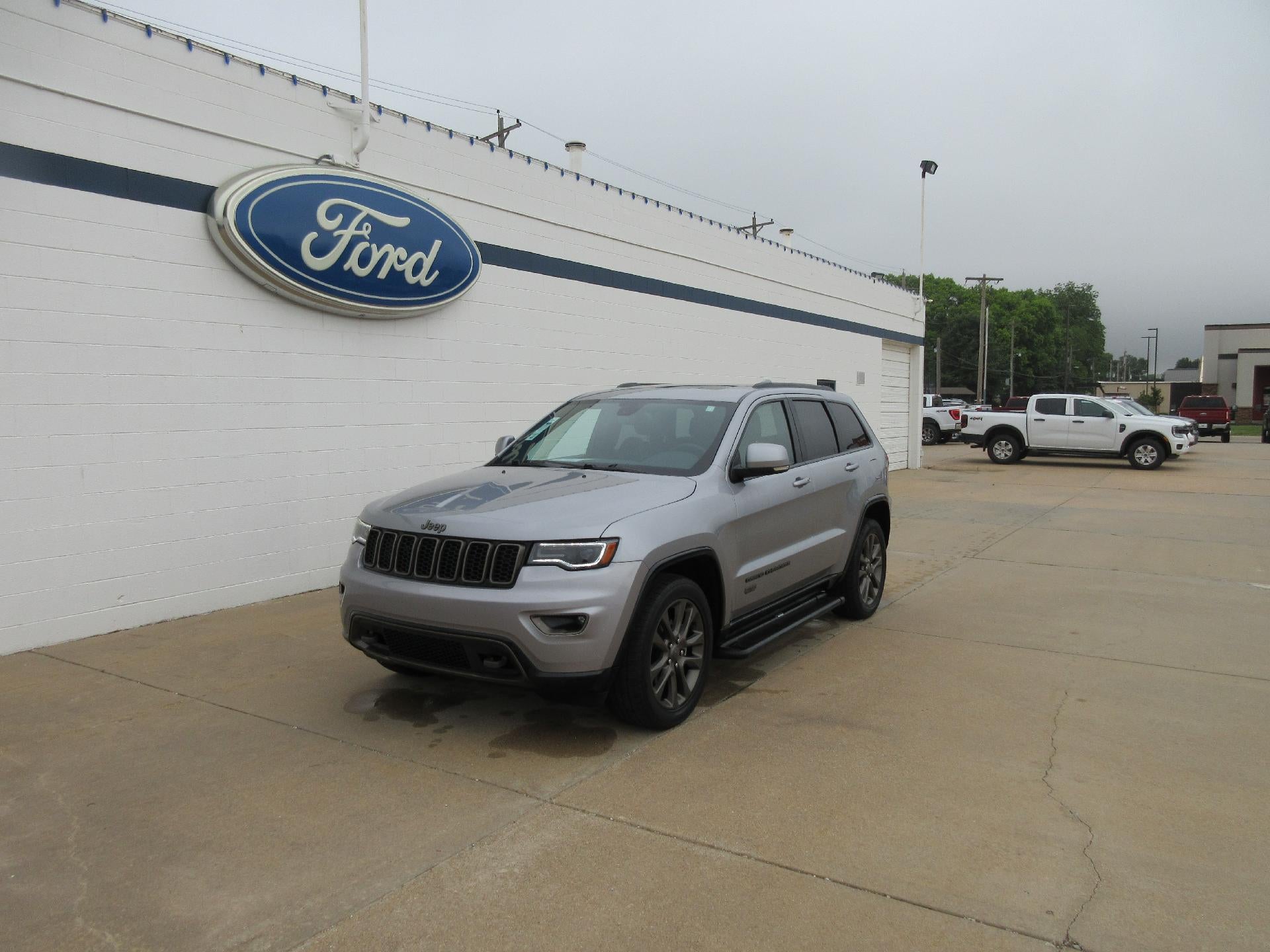 2016 Jeep Grand Cherokee 4WD 4dr Limited