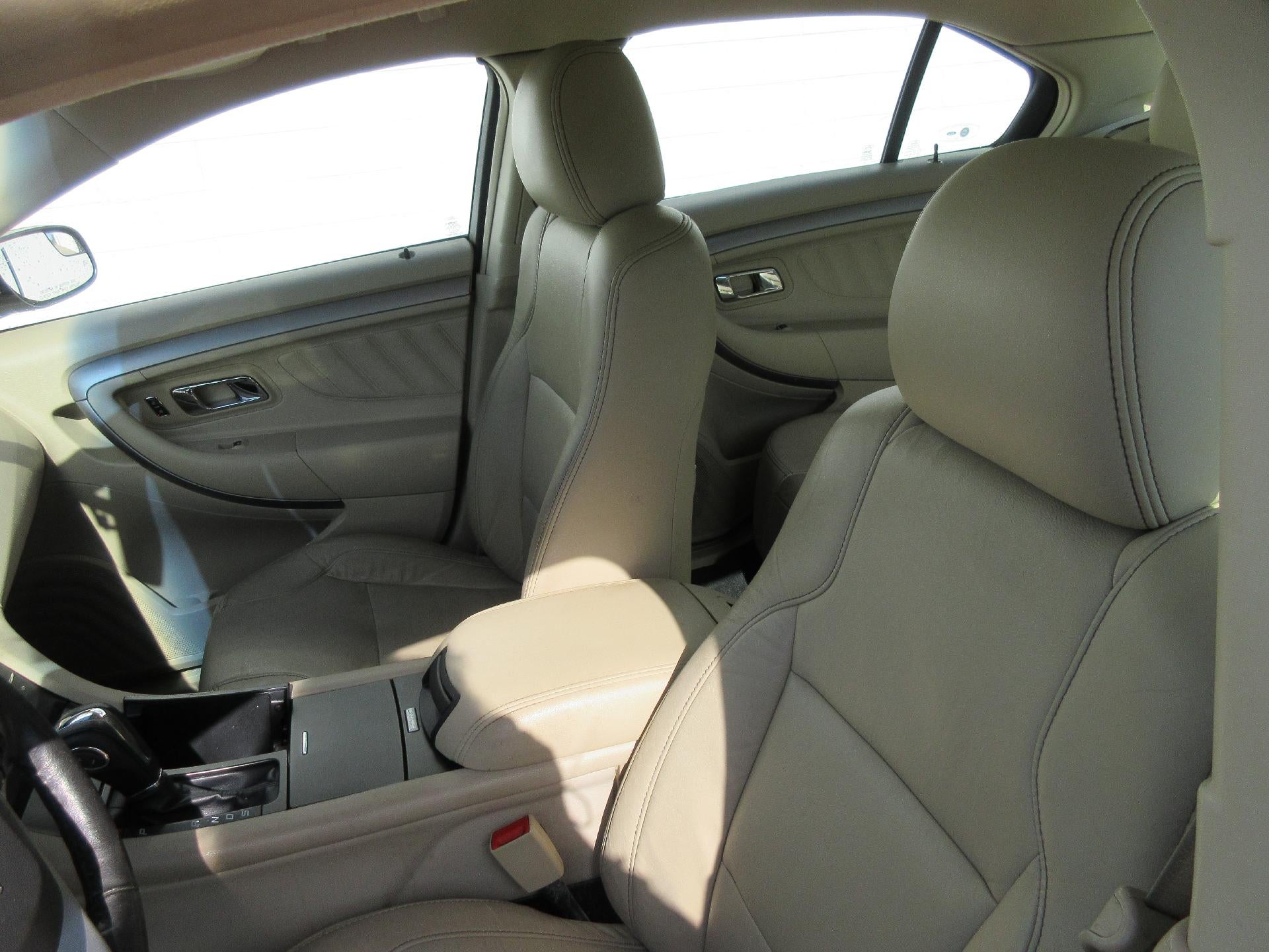2015 Ford Taurus 4dr Sdn SEL FWD