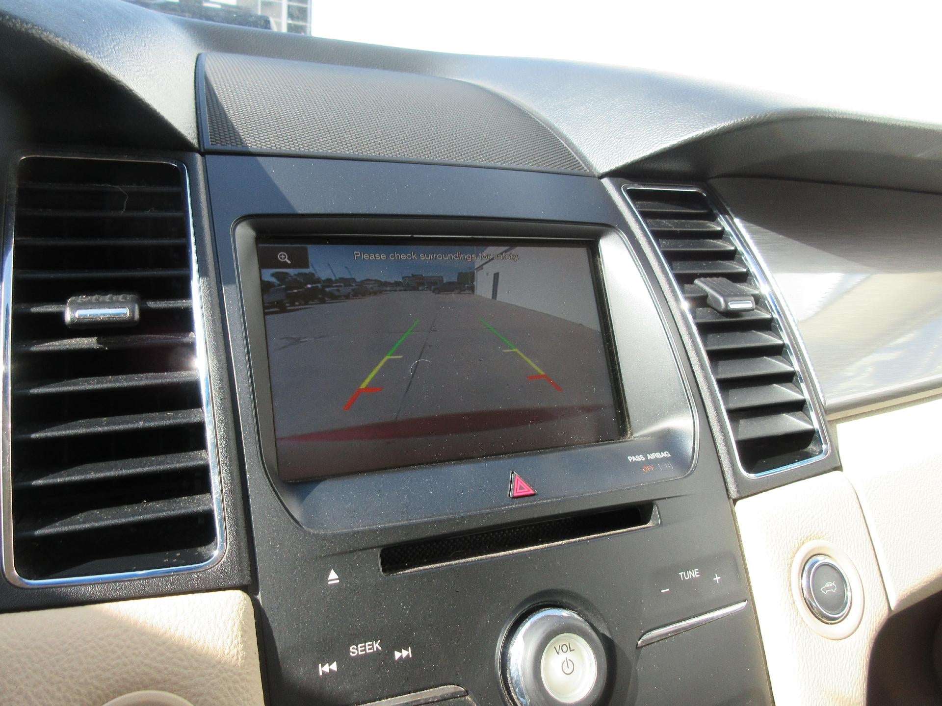 2015 Ford Taurus 4dr Sdn SEL FWD