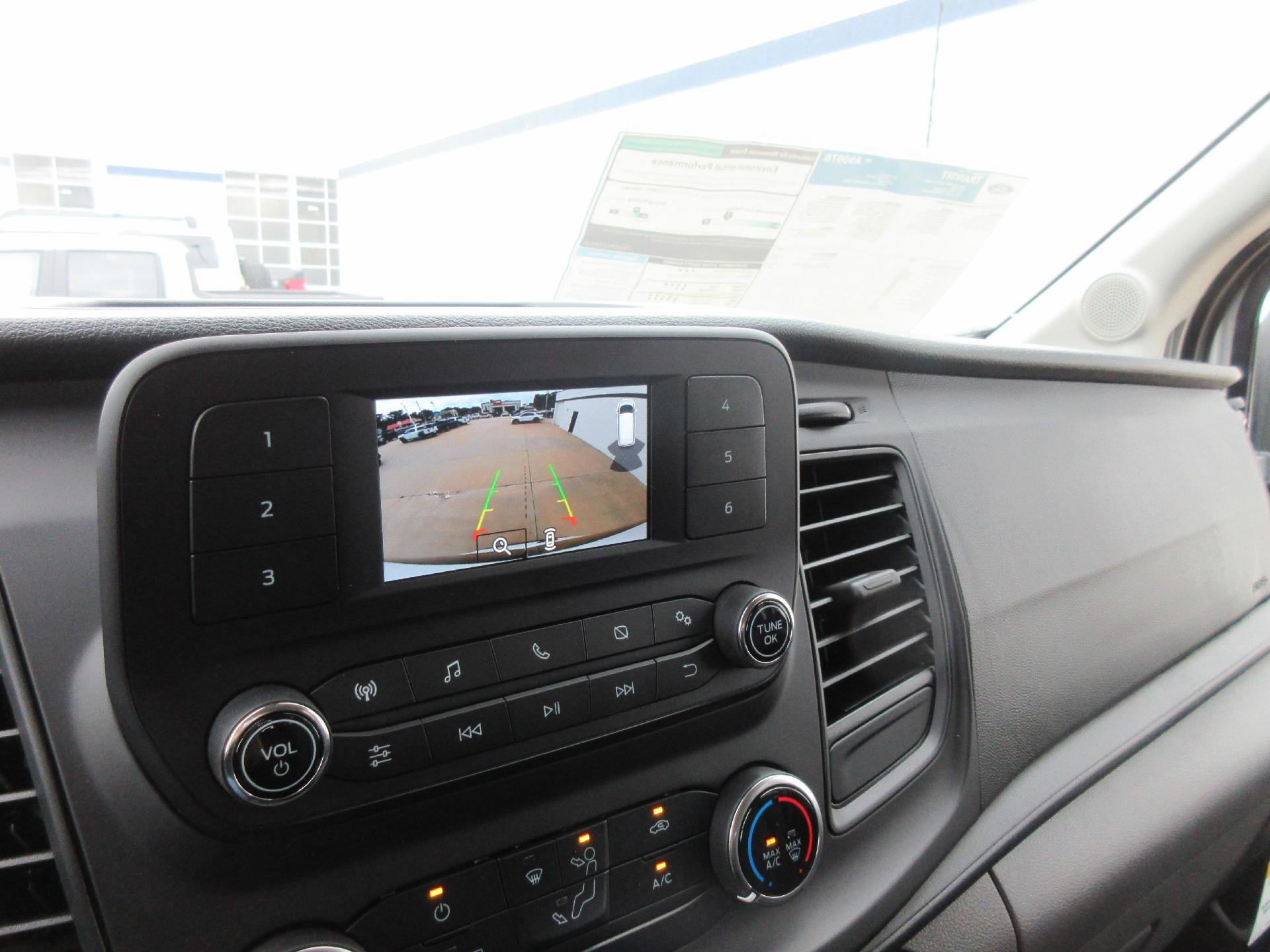 2025 Ford Transit Passenger Wagon T-350 148" Med Roof XL RWD