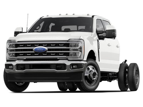 2027 Ford Super Duty F-350 DRW XLT 4WD Crew Cab 179" WB 60" CA