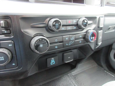 2026 Ford Super Duty F-350 DRW XL 4WD SuperCab 168" WB 60" CA