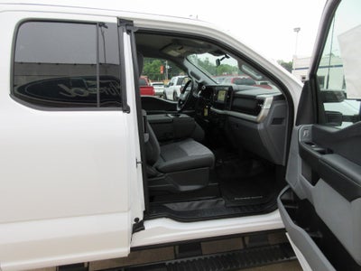 2026 Ford Super Duty F-350 DRW XL 4WD SuperCab 168" WB 60" CA