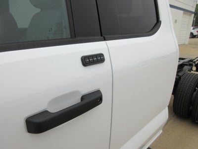 2026 Ford Super Duty F-350 DRW XL 4WD SuperCab 168" WB 60" CA