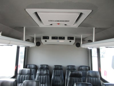 2017 Ford E-Series Cutaway E-450 DRW 158" WB