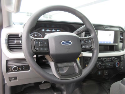 2026 Ford Super Duty F-350 DRW XL 4WD Reg Cab 169" WB 84" CA