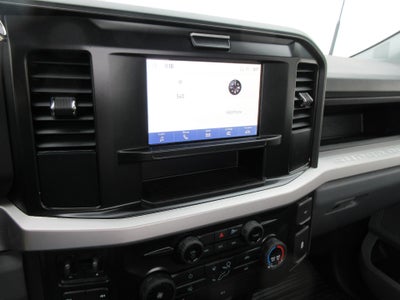 2026 Ford Super Duty F-350 DRW XL 4WD Reg Cab 169" WB 84" CA