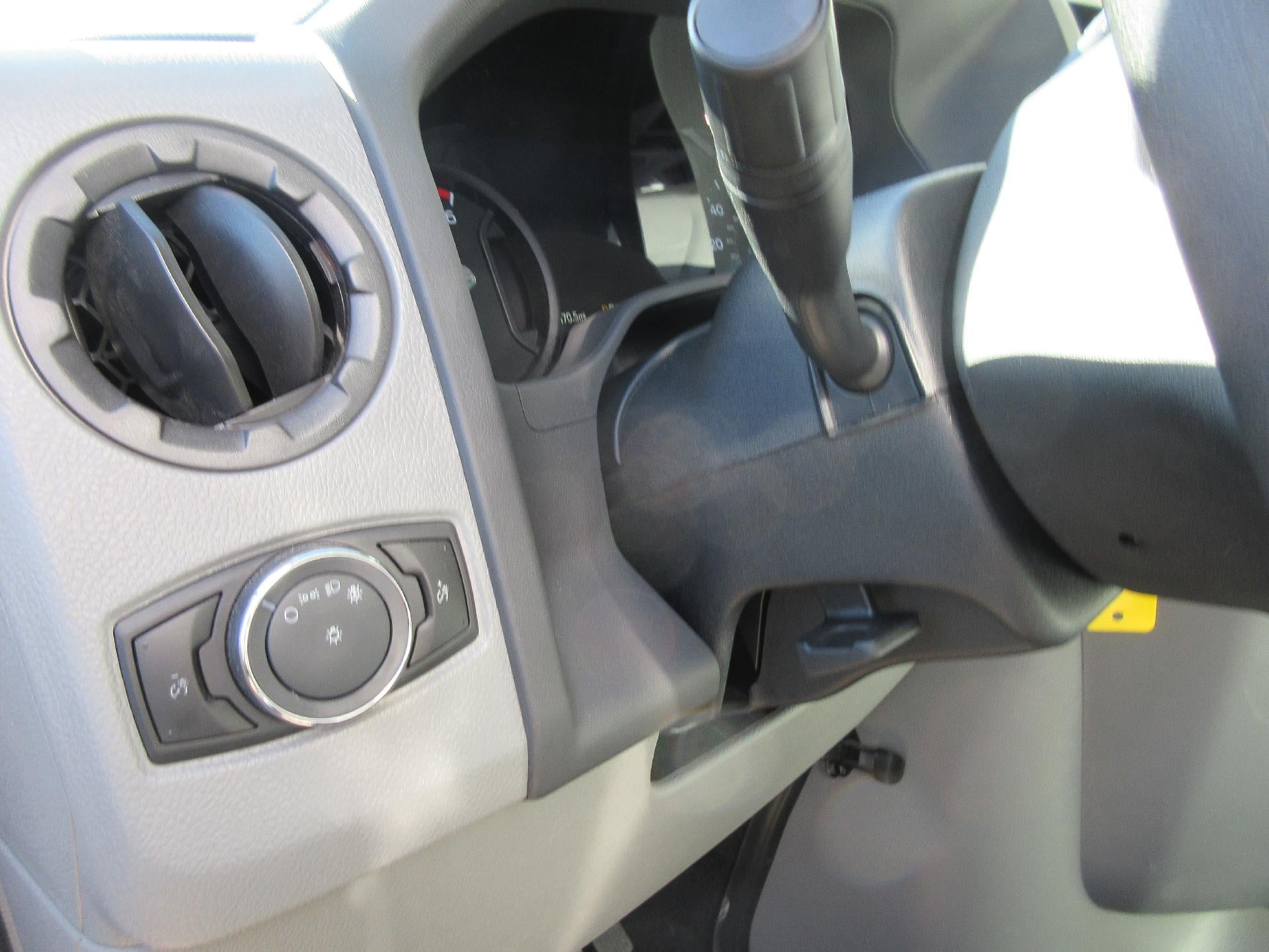 2026 Ford E-Series Cutaway E-350 SRW 138" WB