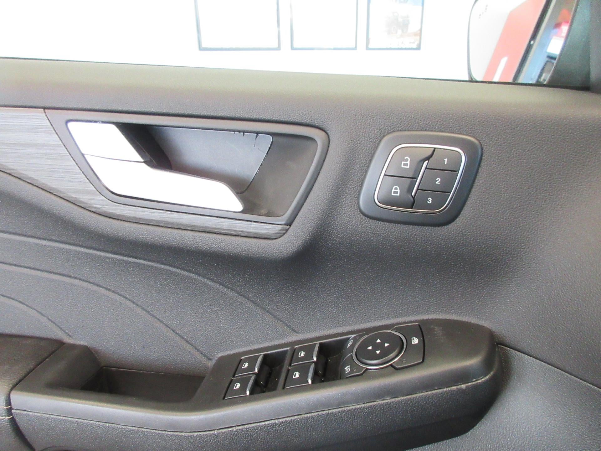 2026 Ford Escape PHEV FWD