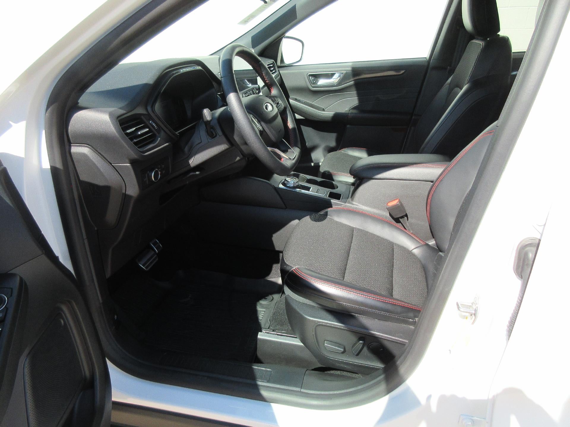 2024 Ford Escape ST-Line FWD