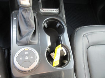 2025 Ford Bronco Outer Banks 4 Door 4x4