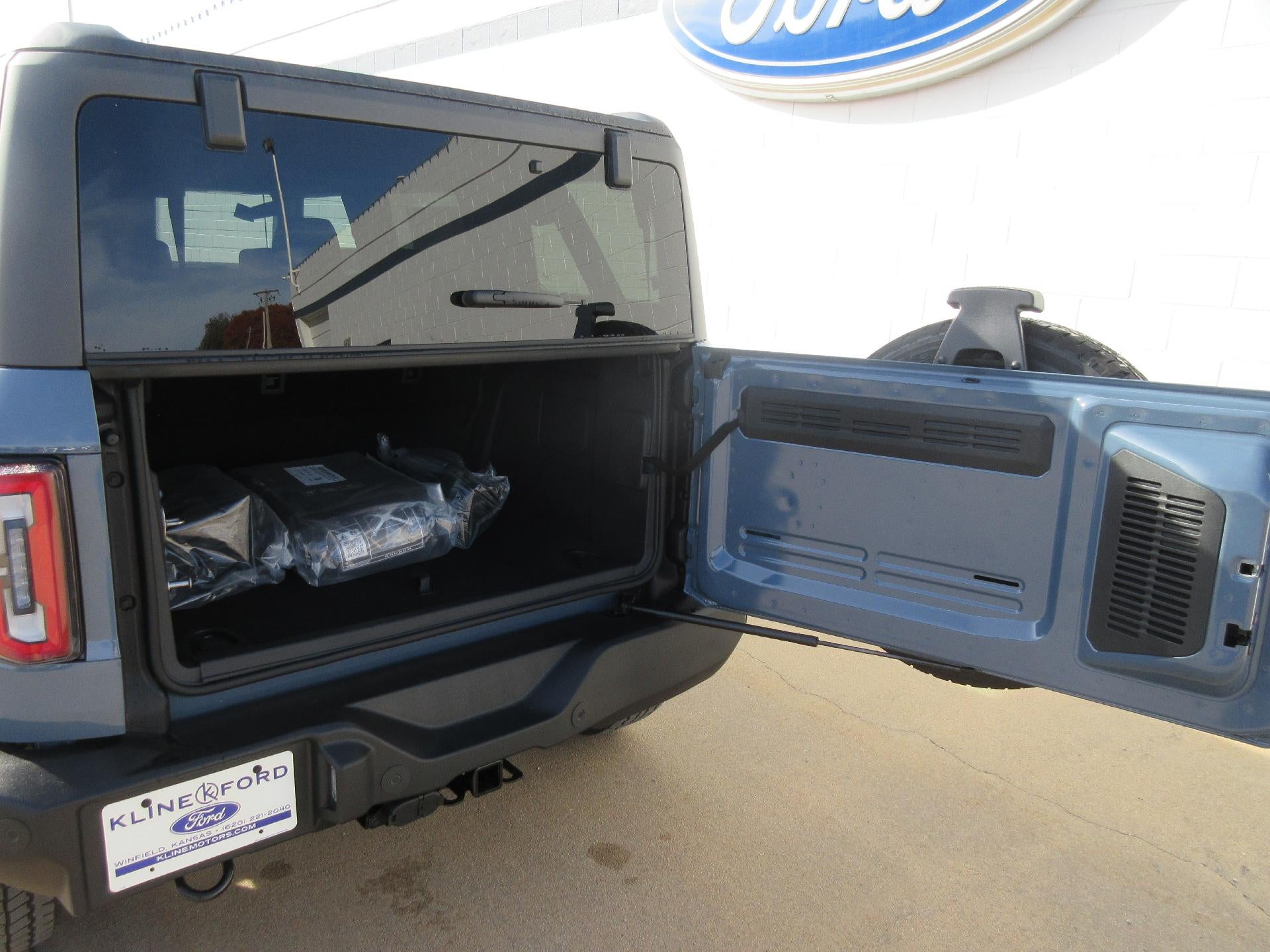 2025 Ford Bronco Outer Banks 4 Door 4x4