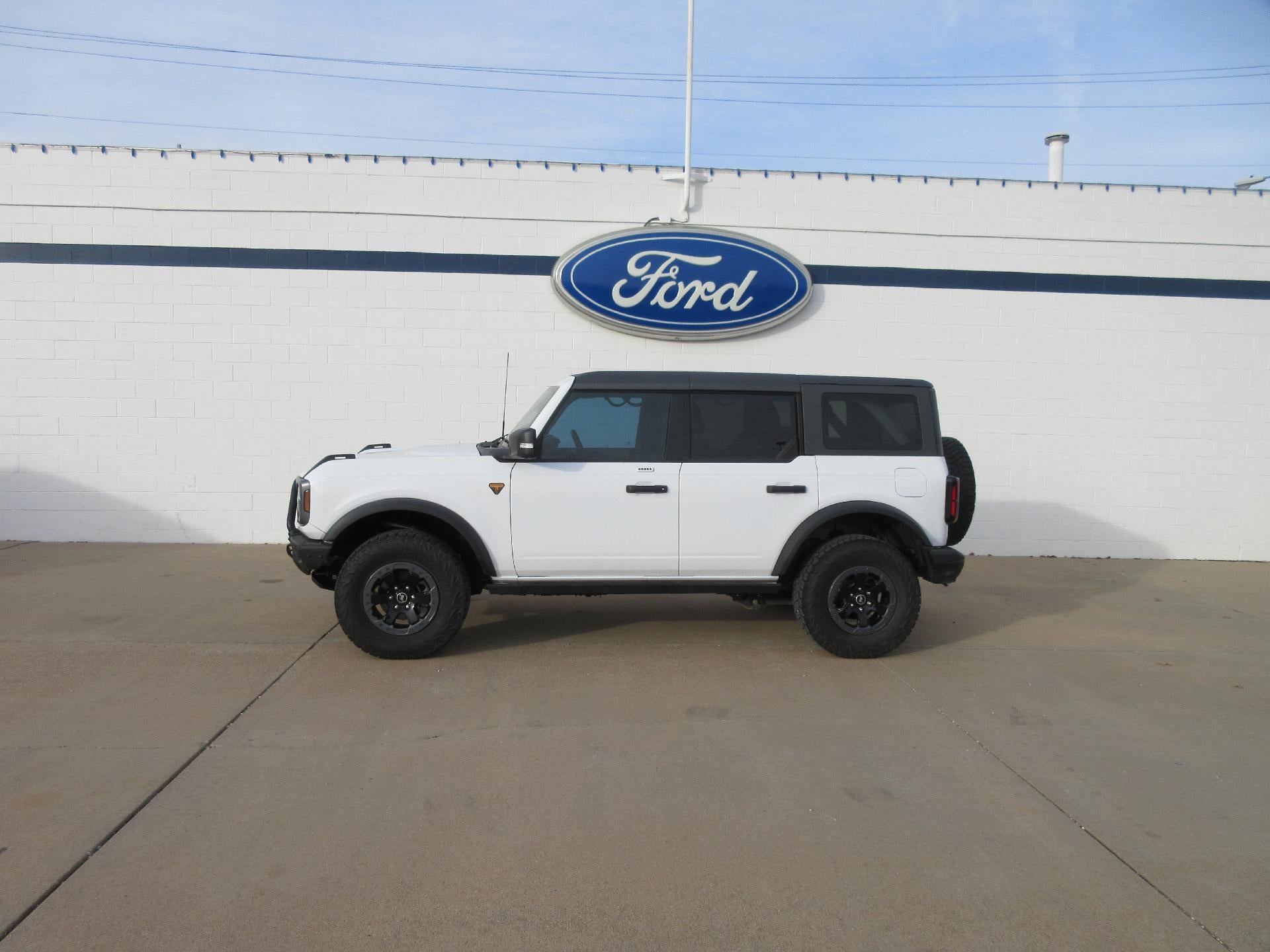 2023 Ford Bronco Badlands 4 Door Advanced 4x4