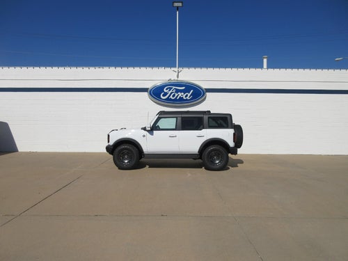 2025 Ford Bronco Outer Banks 4 Door 4x4