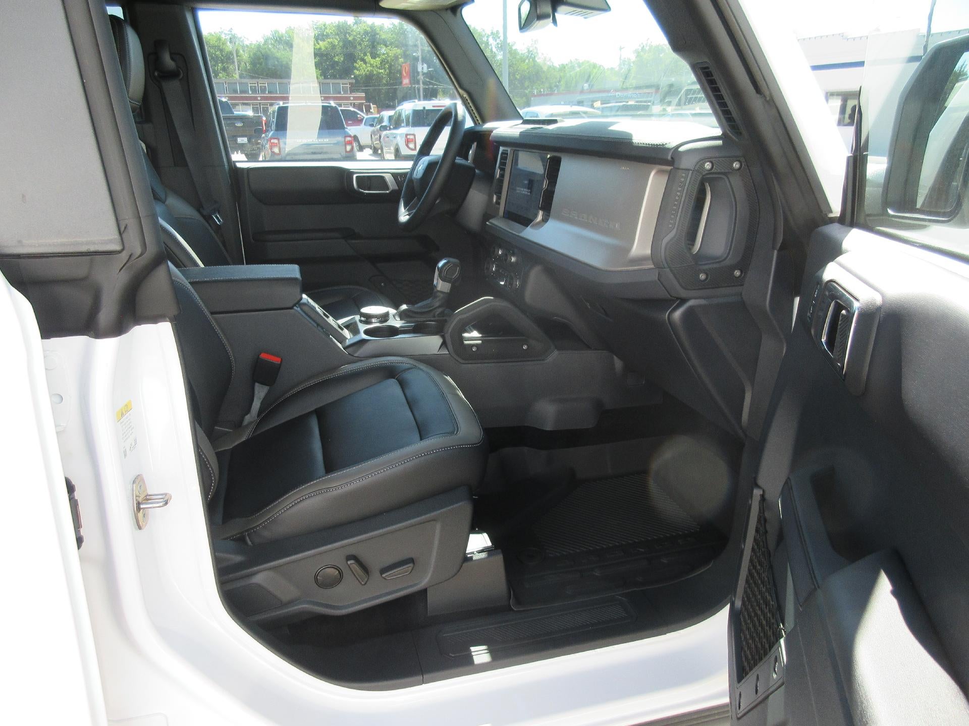 2025 Ford Bronco Outer Banks 4 Door 4x4