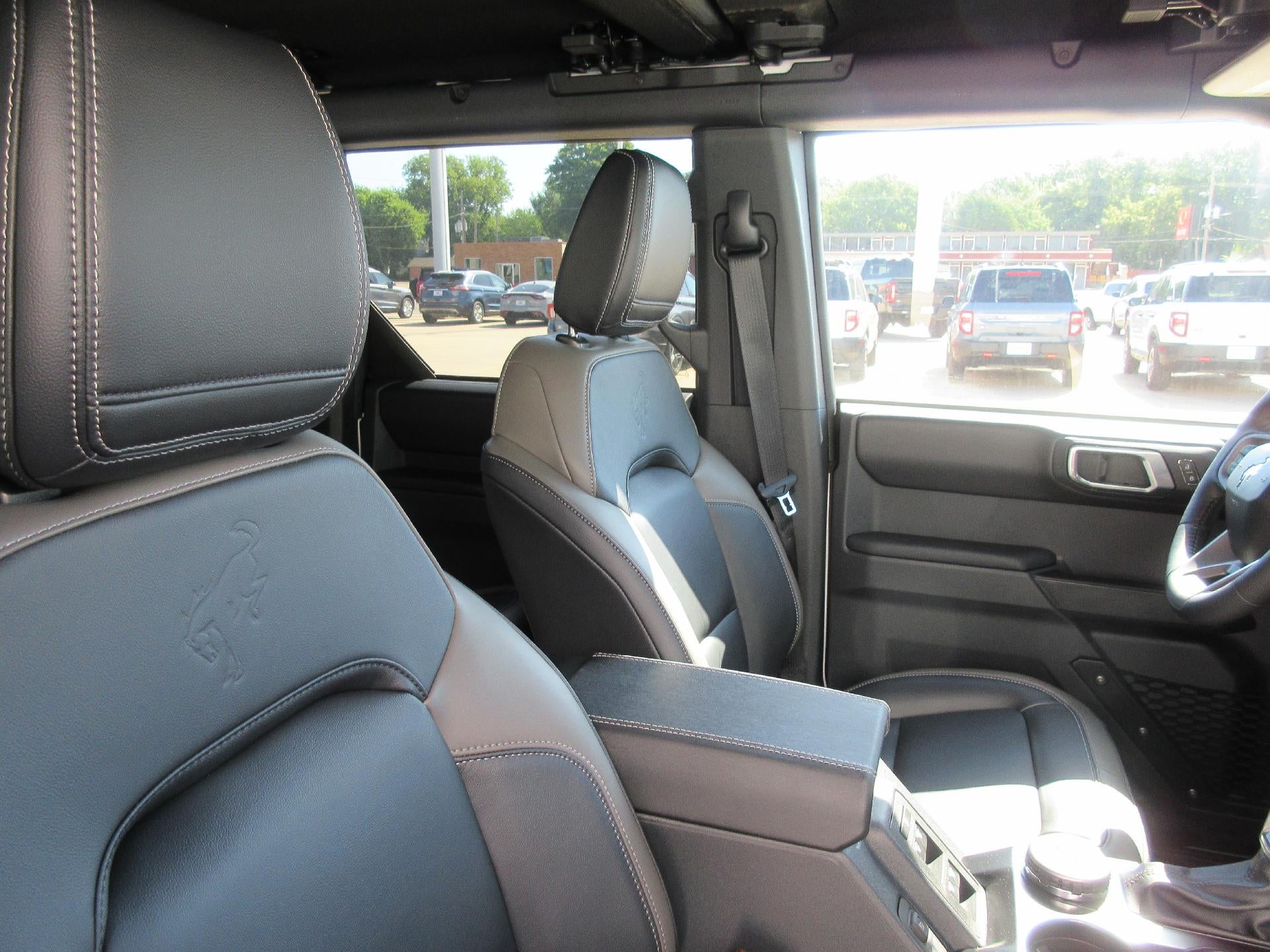 2025 Ford Bronco Outer Banks 4 Door 4x4