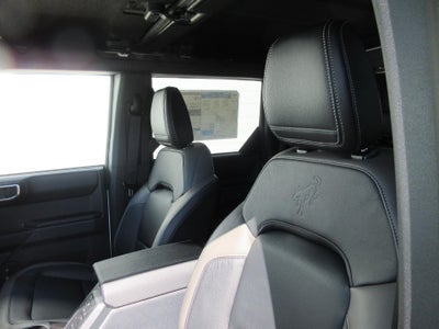 2025 Ford Bronco Outer Banks 4 Door 4x4