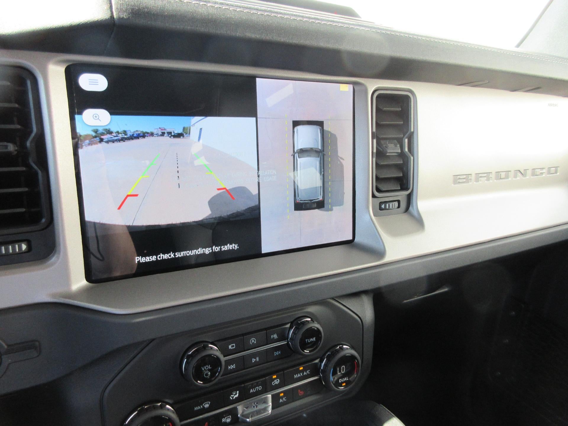 2025 Ford Bronco Outer Banks 4 Door 4x4