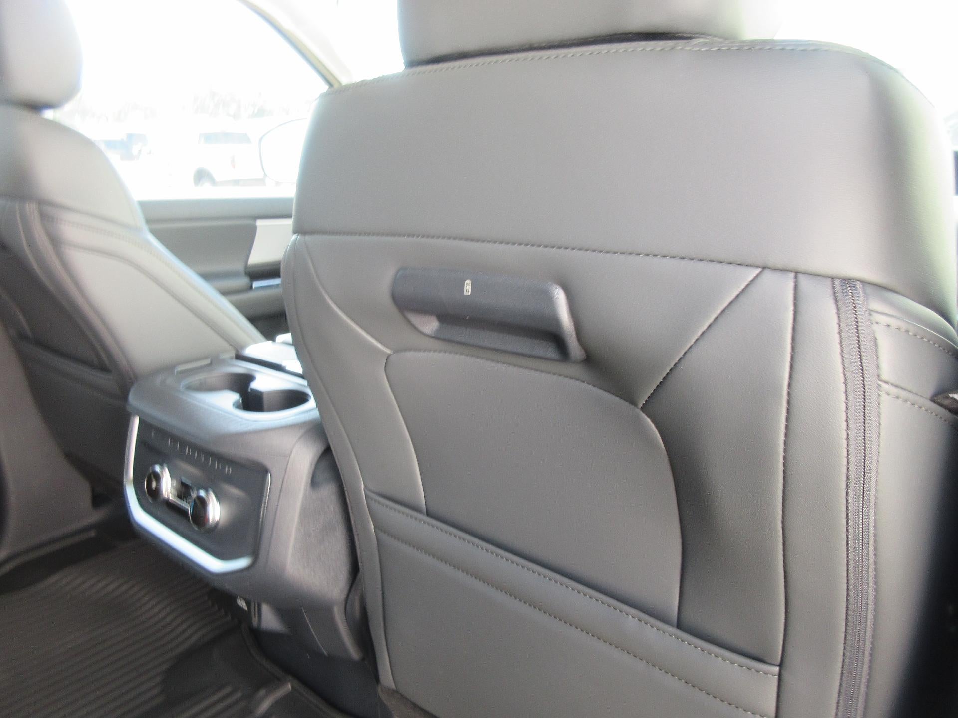 2027 Ford Expedition Max Active 4x4