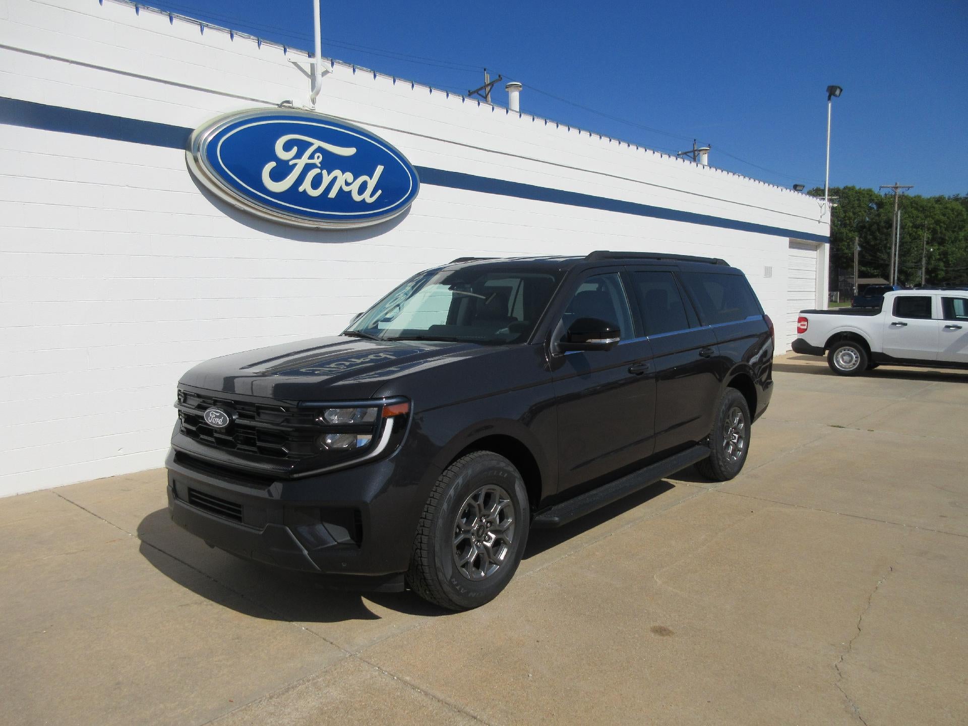 2027 Ford Expedition Max Active 4x4