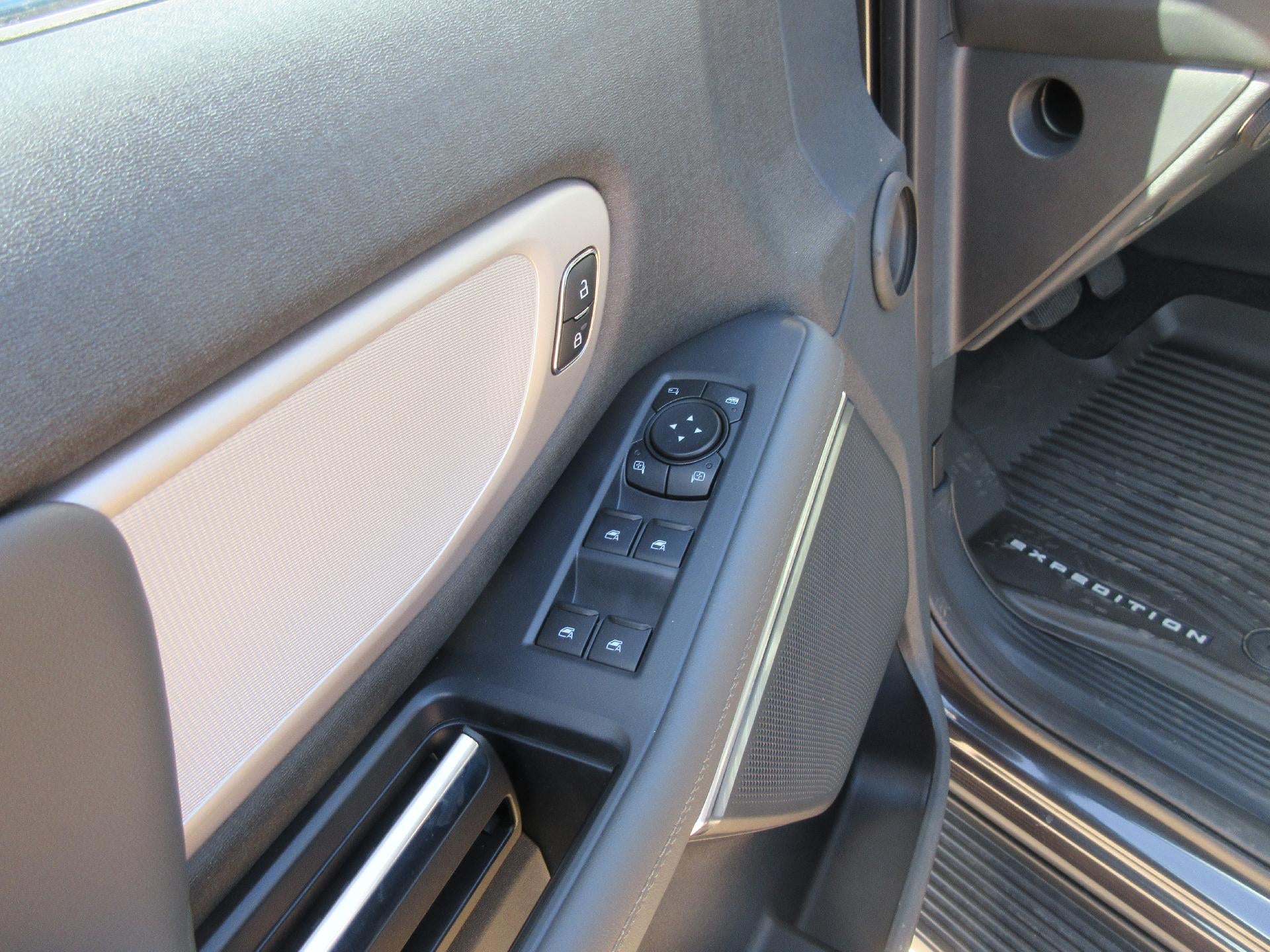 2027 Ford Expedition Max Active 4x4
