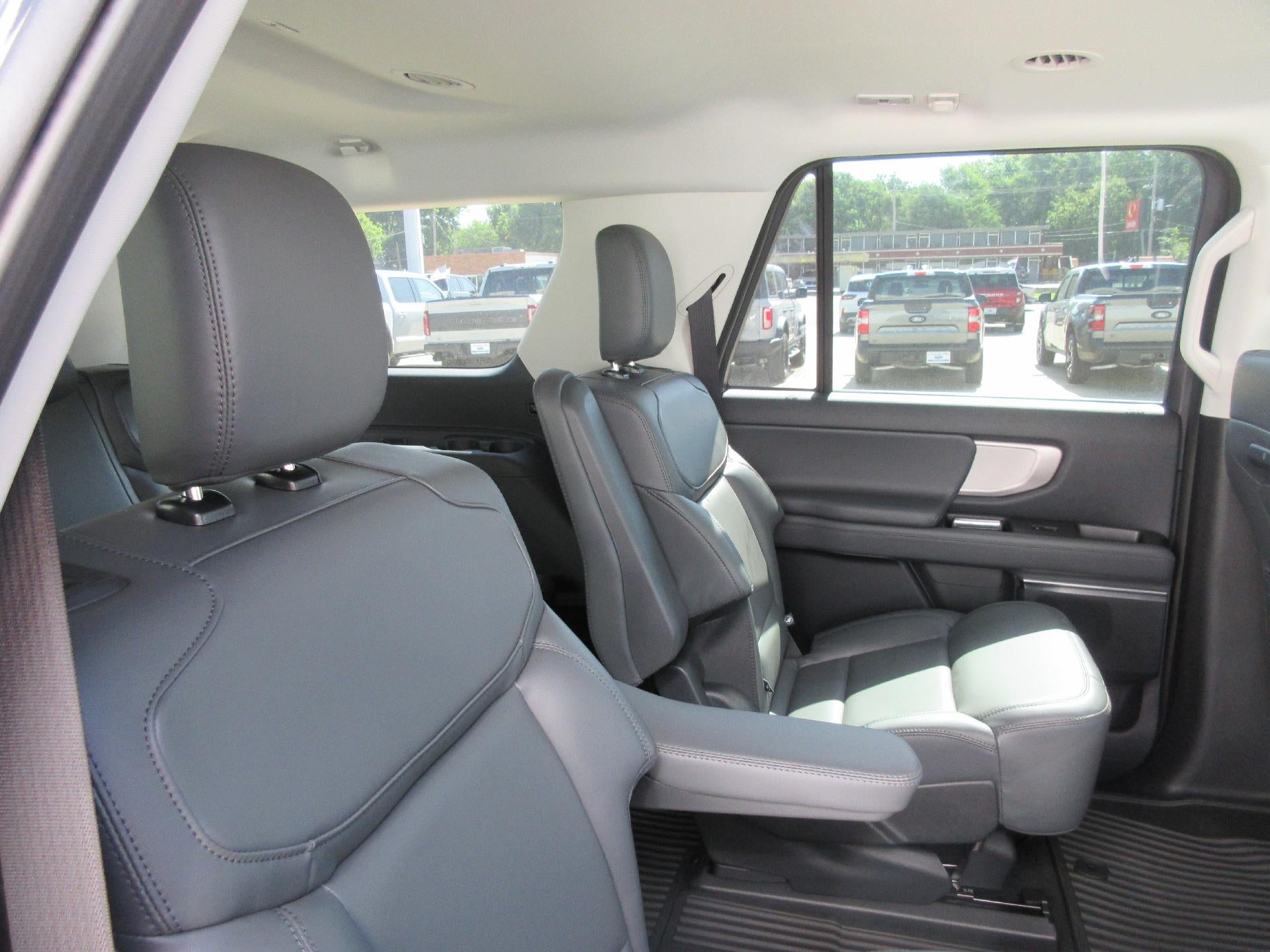 2027 Ford Expedition Max Active 4x4