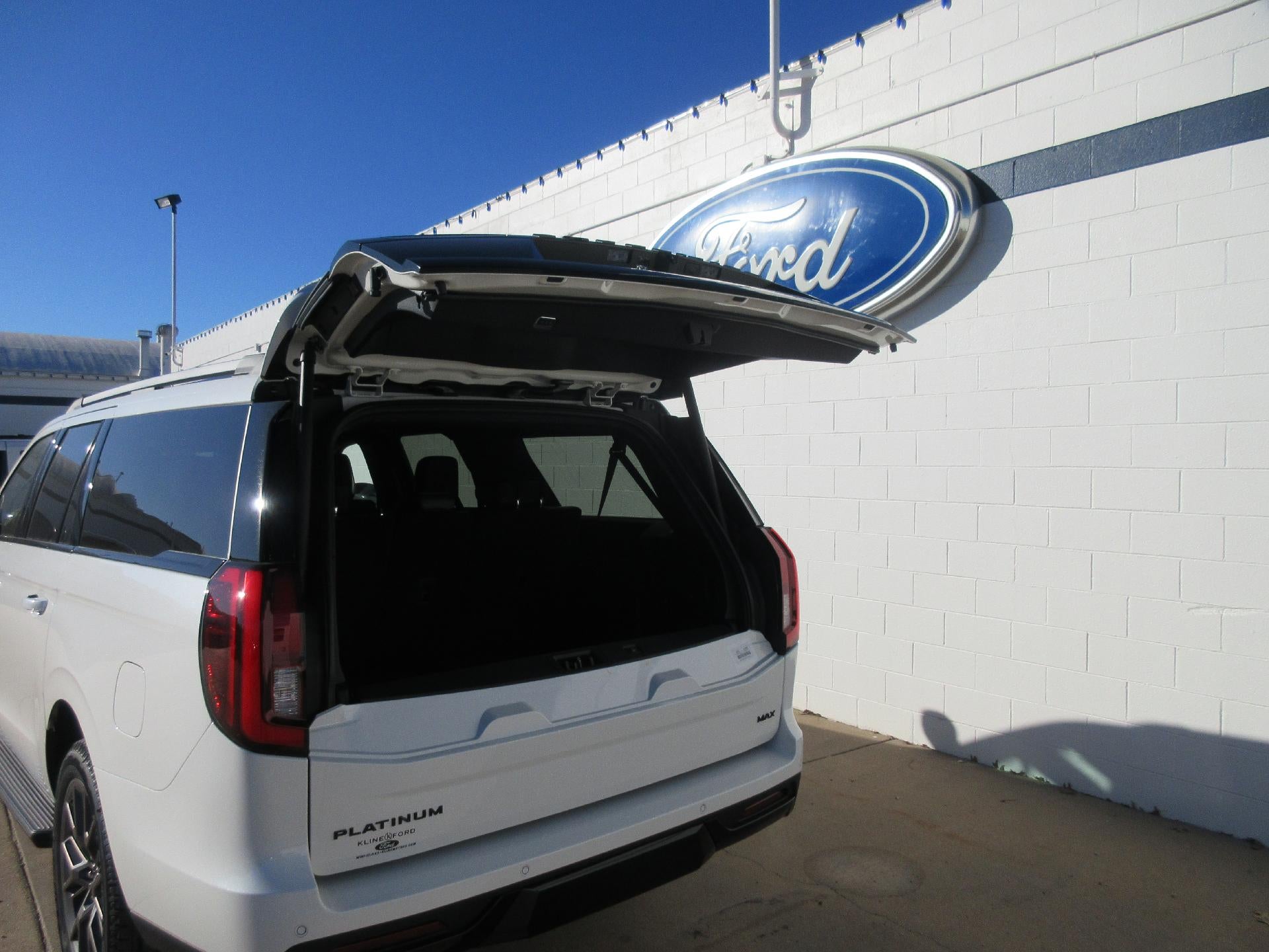 2026 Ford Expedition Max Platinum 4x4