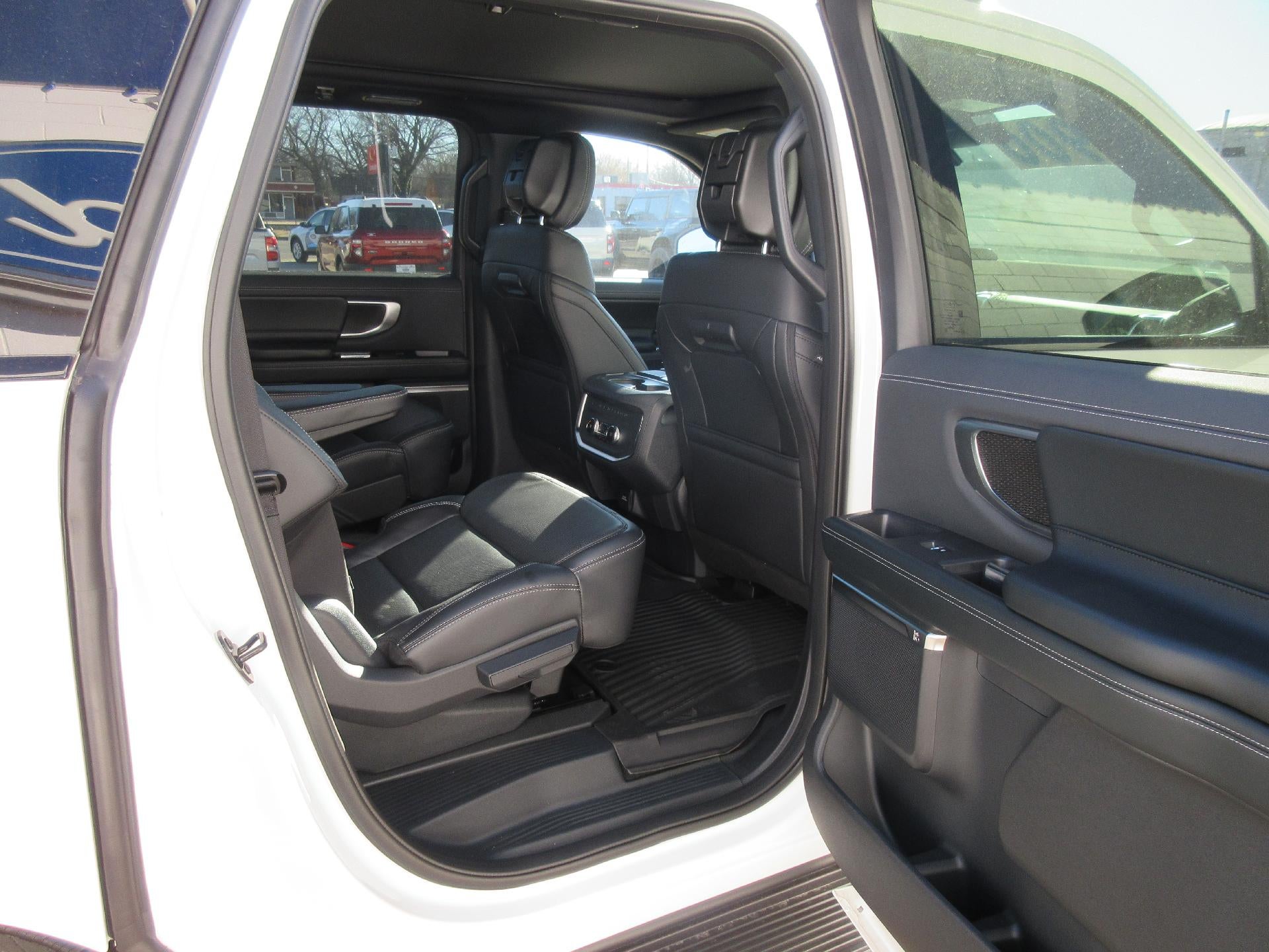 2026 Ford Expedition Max Platinum 4x4