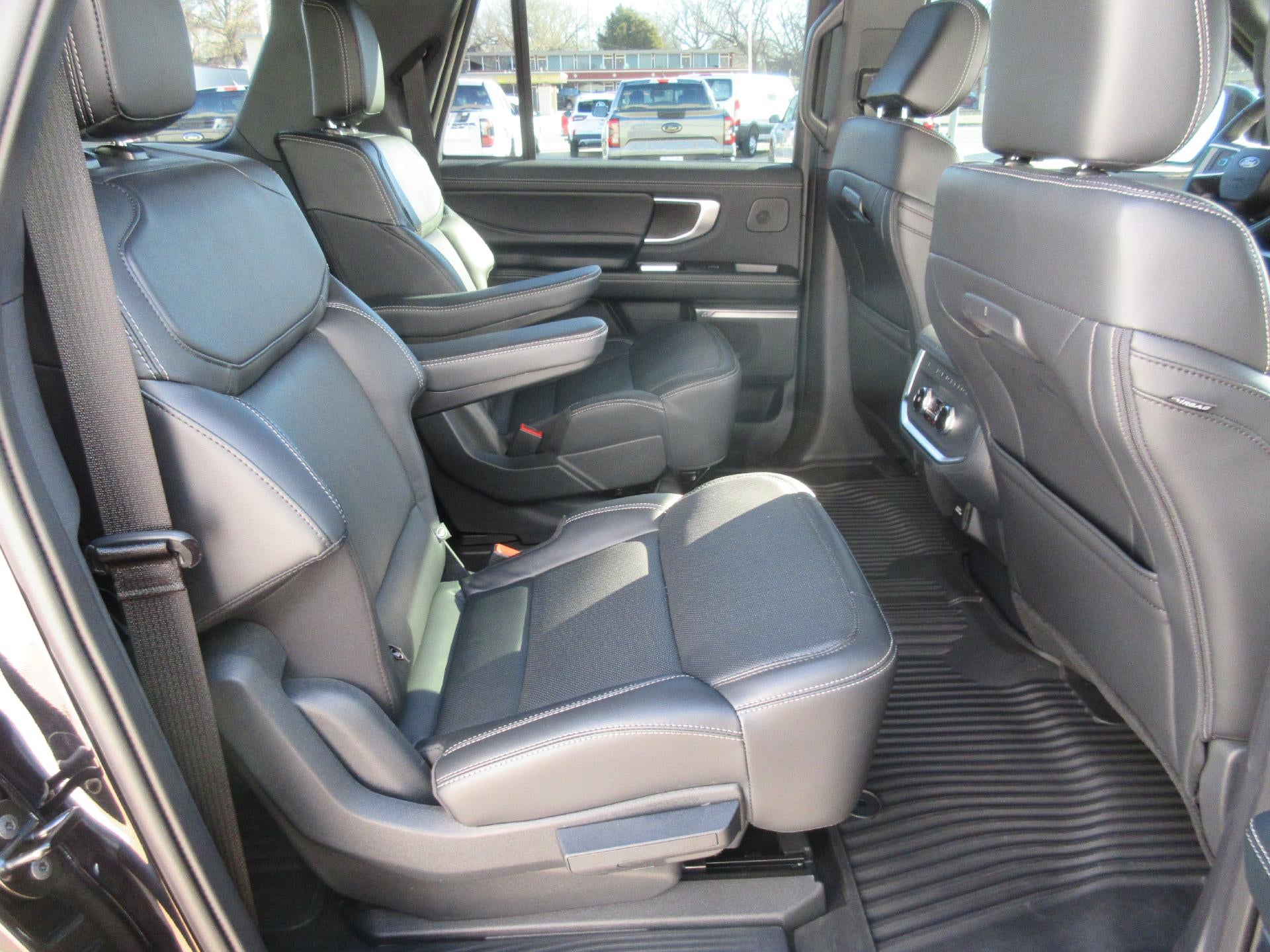 2025 Ford Expedition Max Platinum 4x4
