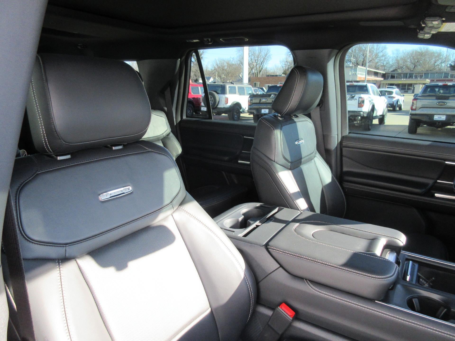 2025 Ford Expedition Max Platinum 4x4