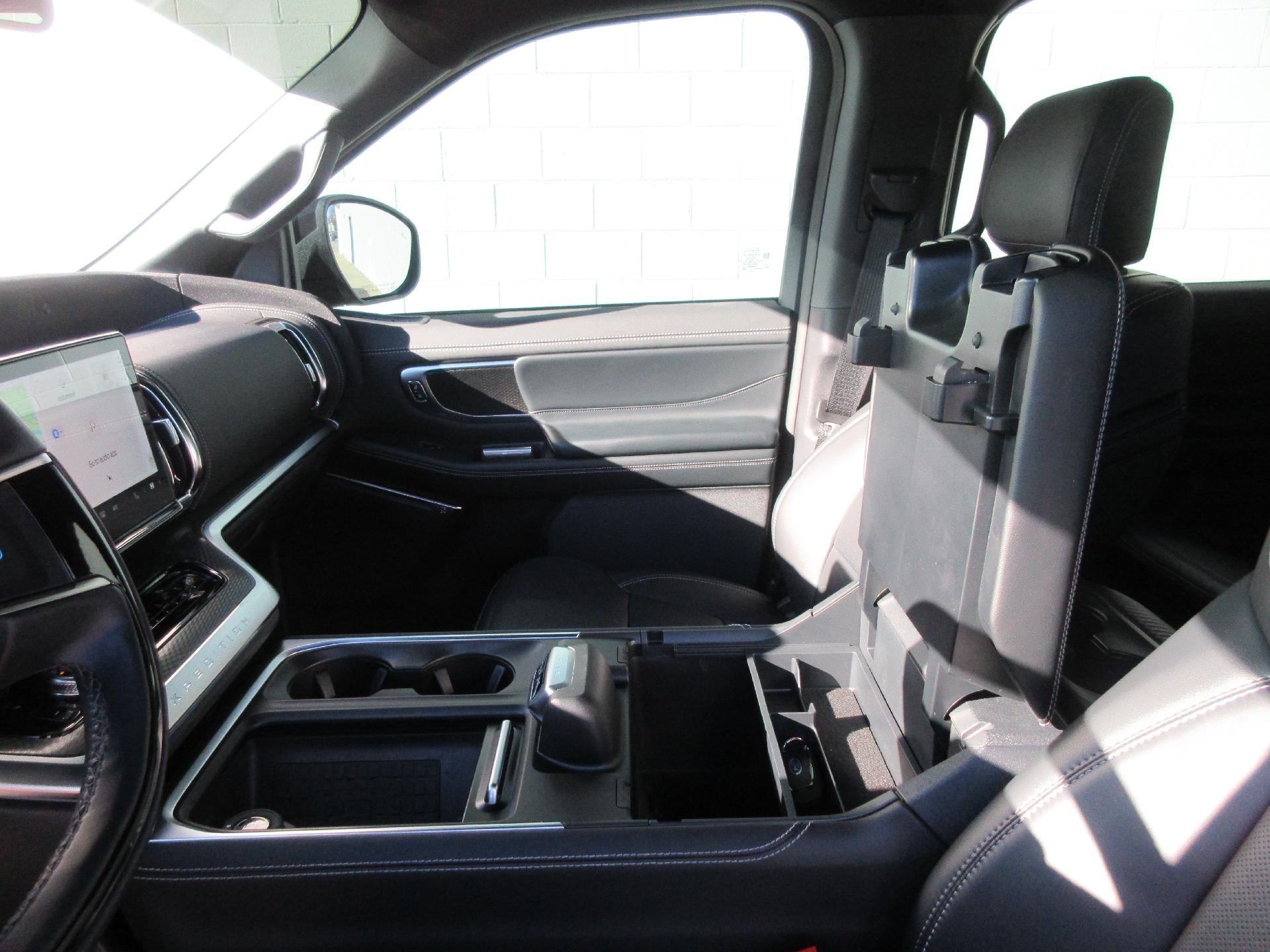 2025 Ford Expedition Max Platinum 4x4