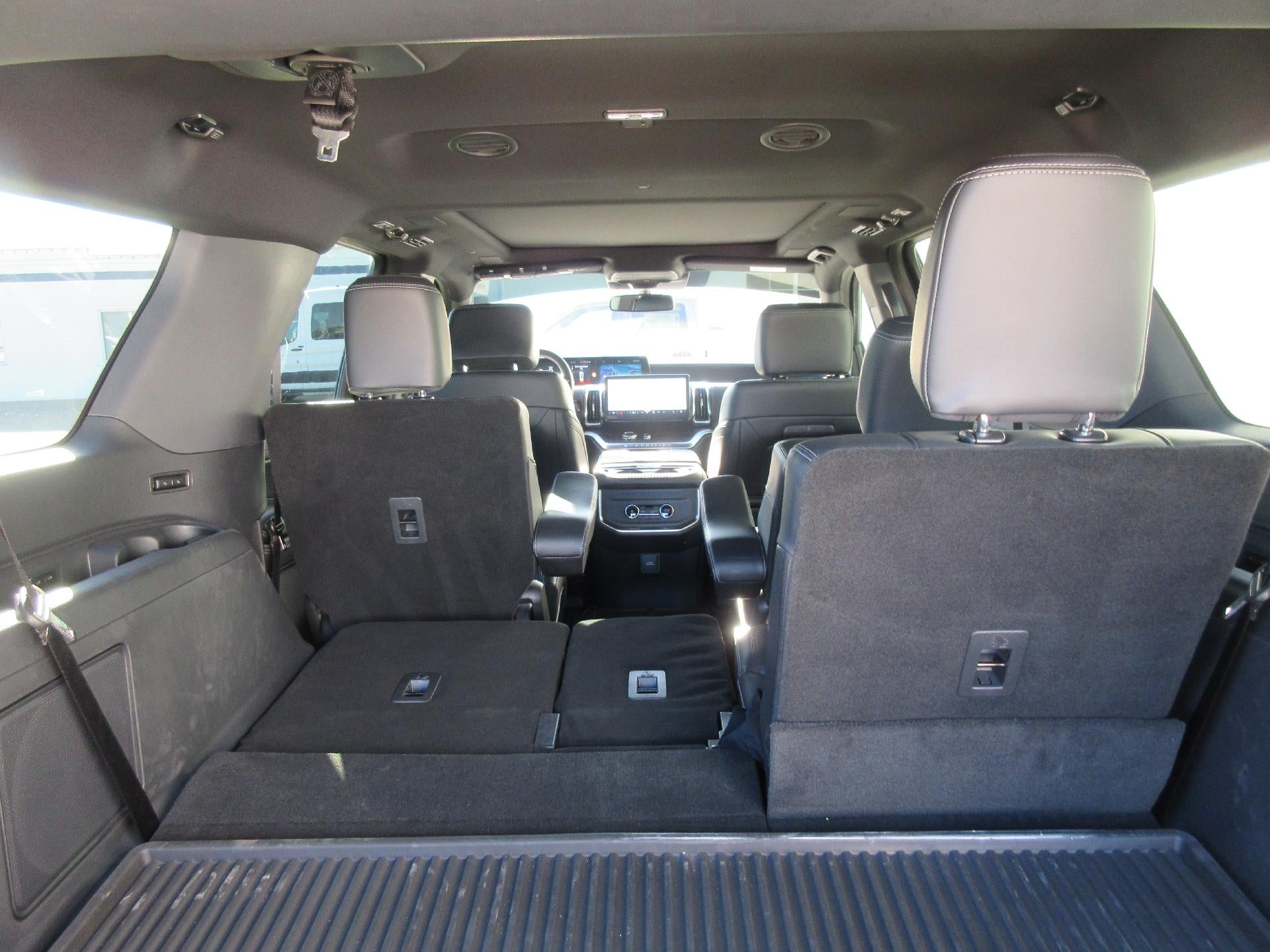 2025 Ford Expedition Max Platinum 4x4