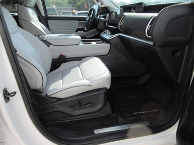 2027 Ford Expedition Max Platinum 4x4