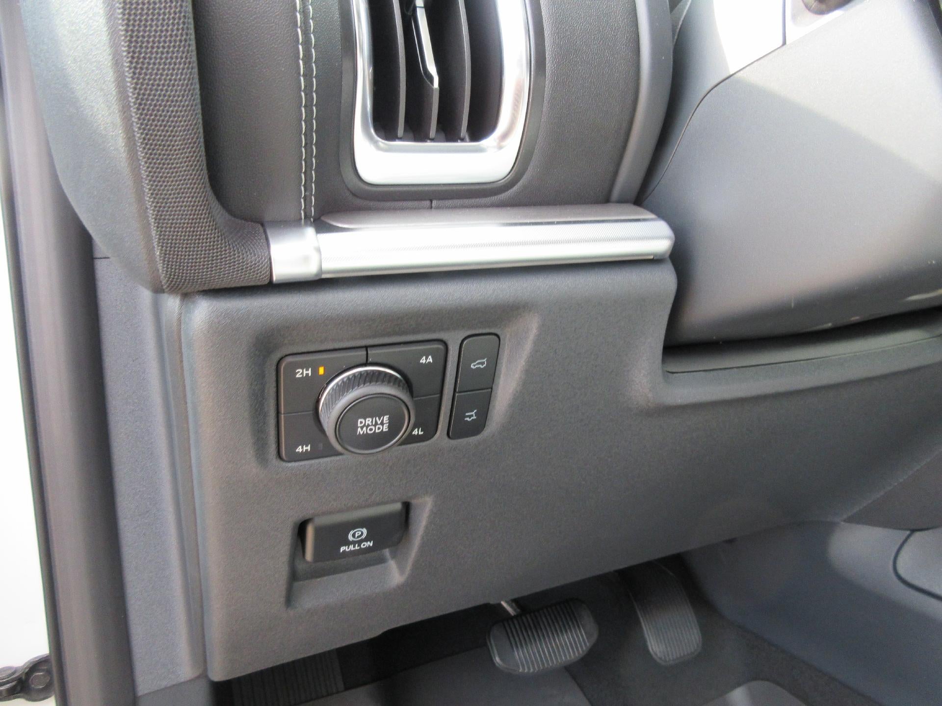 2027 Ford Expedition Max Platinum 4x4