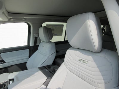 2027 Ford Expedition Max Platinum 4x4