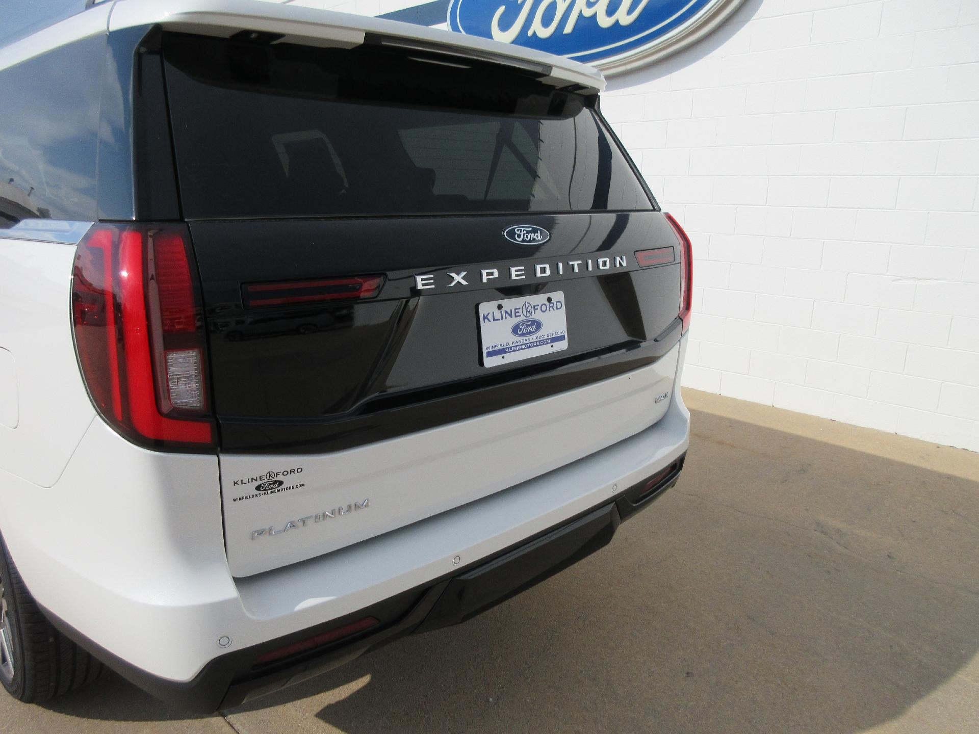 2027 Ford Expedition Max Platinum 4x4