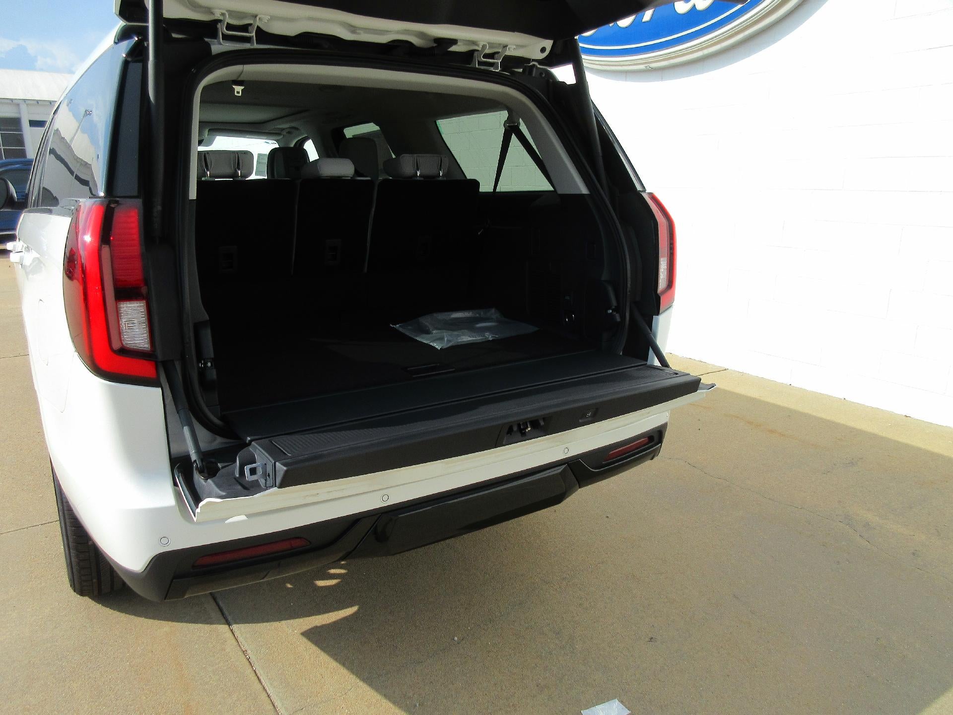 2027 Ford Expedition Max Platinum 4x4