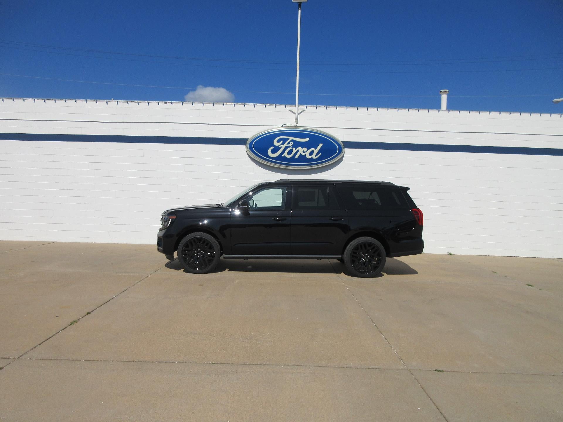 2027 Ford Expedition Max Platinum 4x4