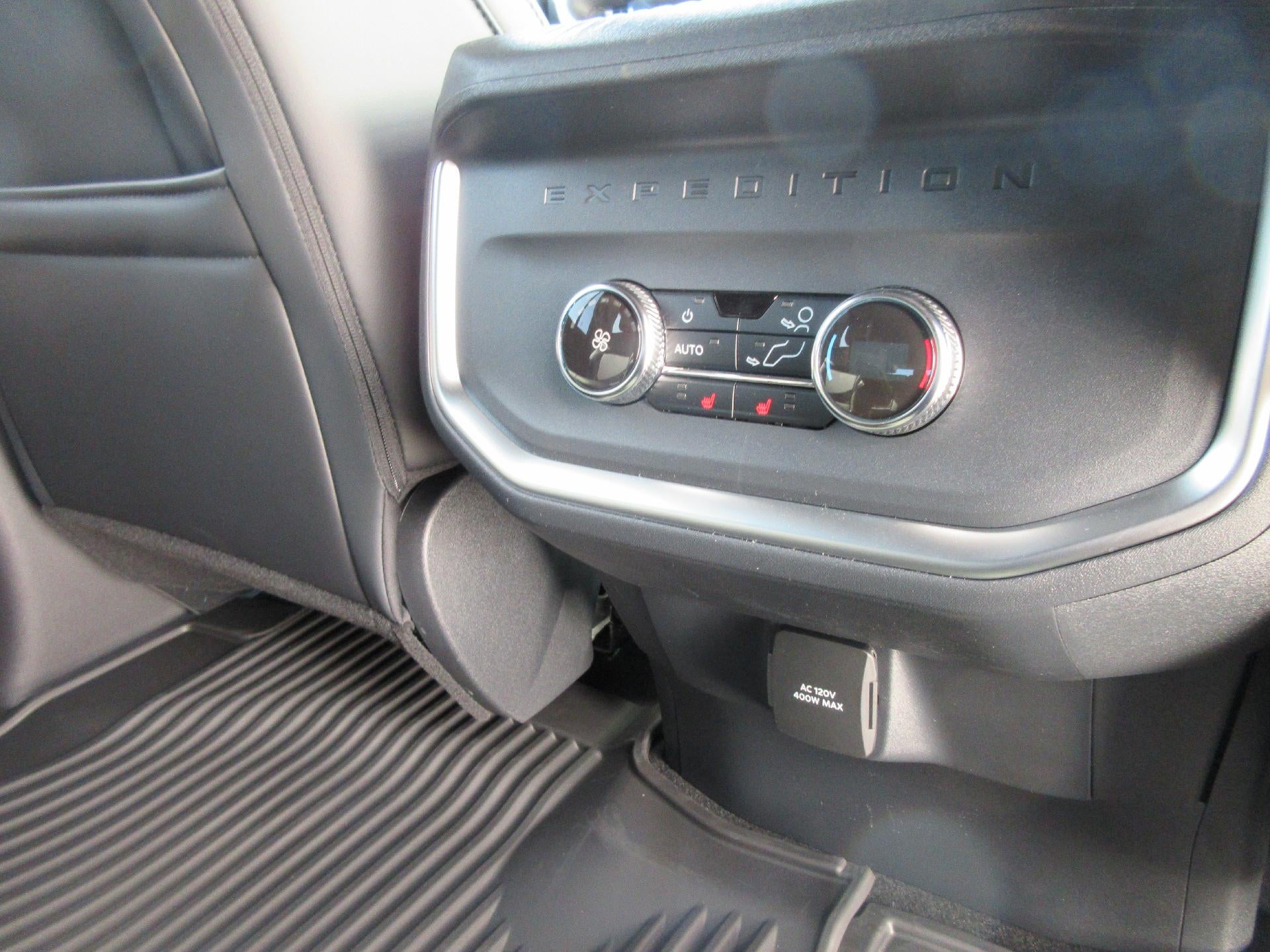 2027 Ford Expedition Max Platinum 4x4