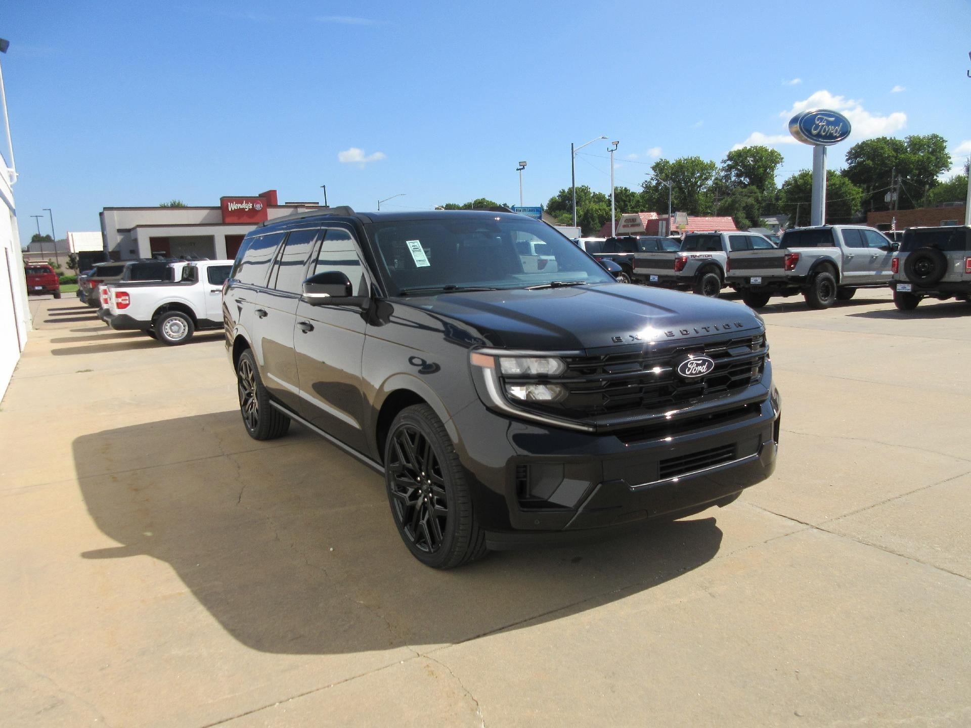 2027 Ford Expedition Max Platinum 4x4