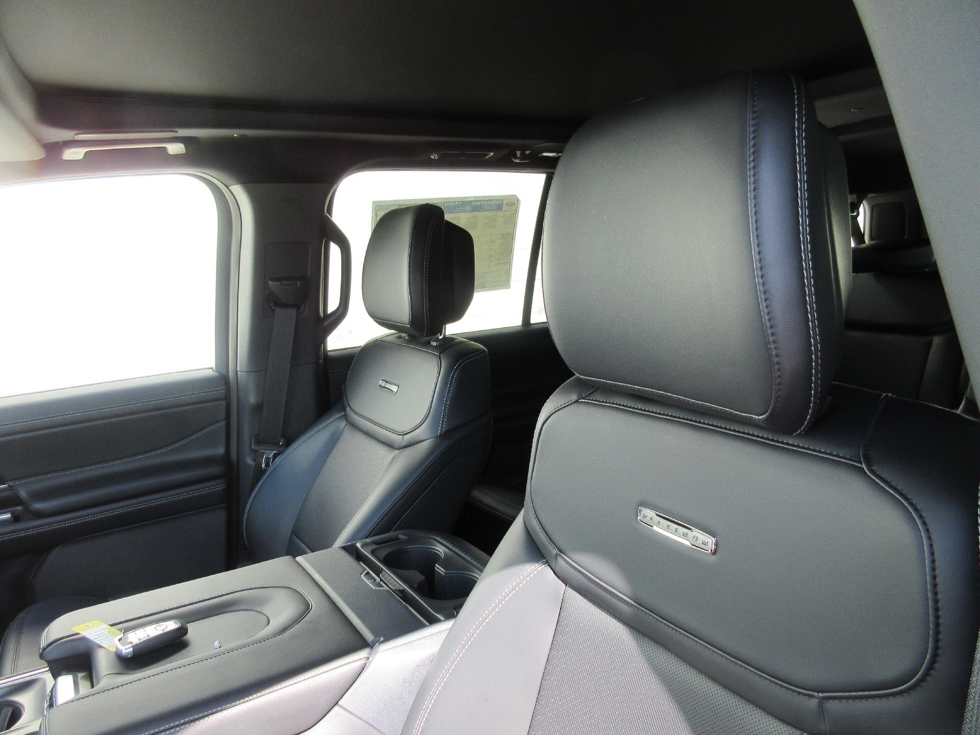 2027 Ford Expedition Max Platinum 4x4
