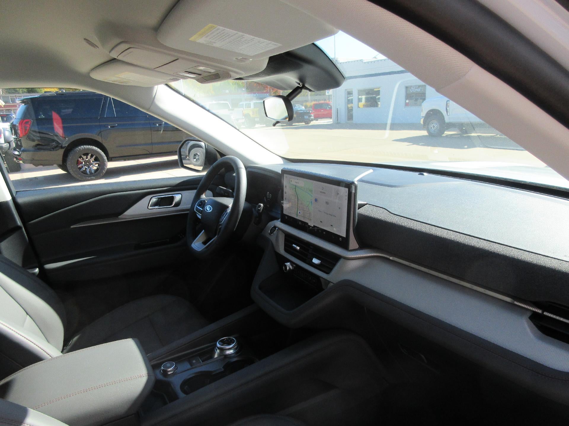 2026 Ford Explorer Active RWD