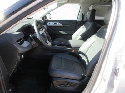 2026 Ford Explorer Active RWD