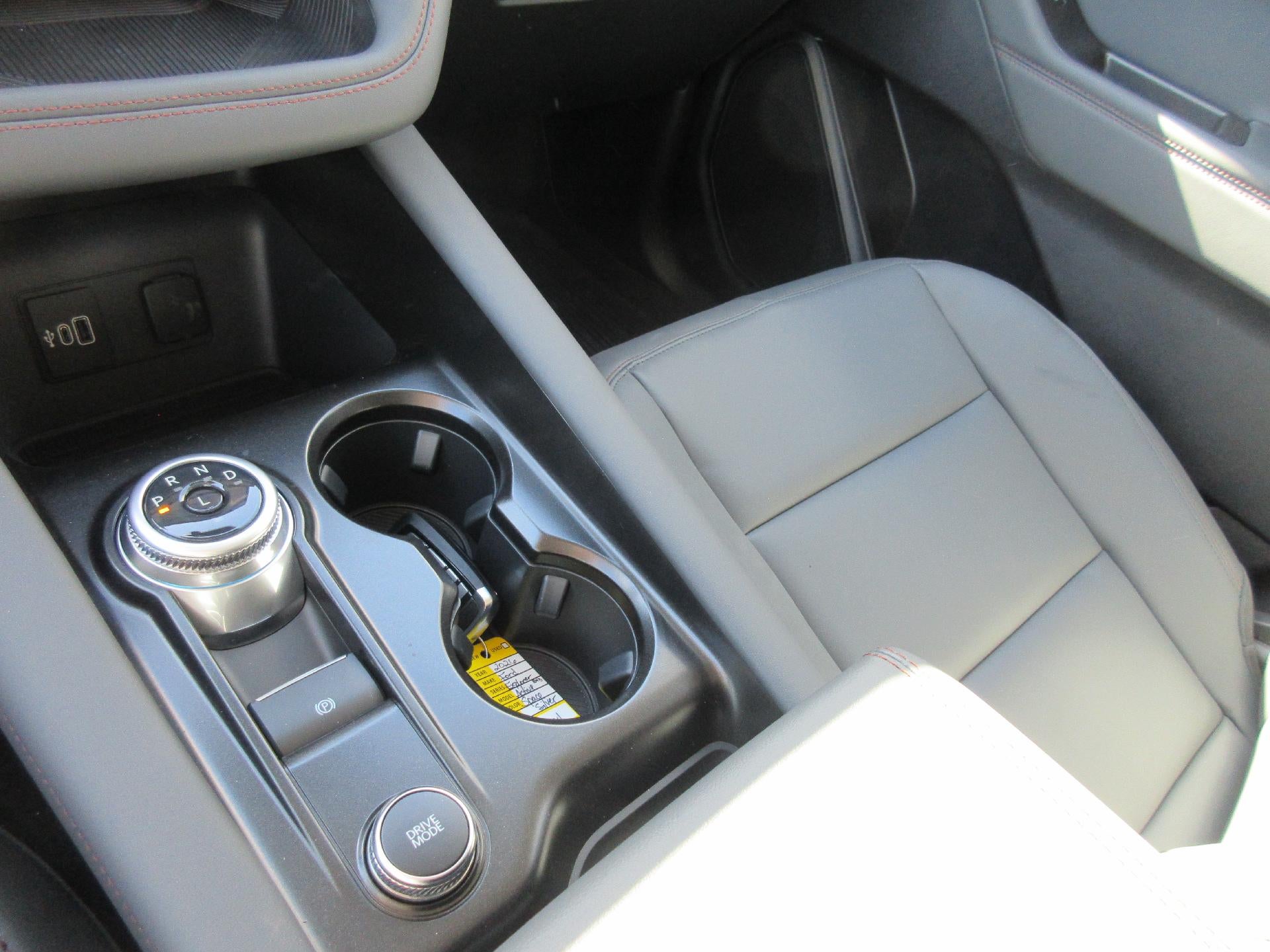 2026 Ford Explorer Active RWD