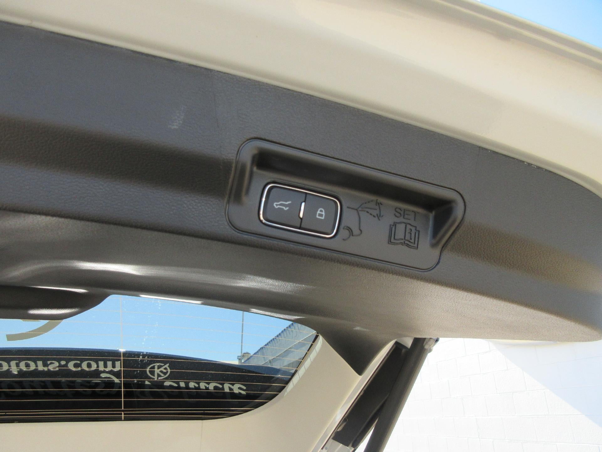 2026 Ford Explorer Active RWD