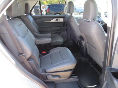 2026 Ford Explorer Active RWD