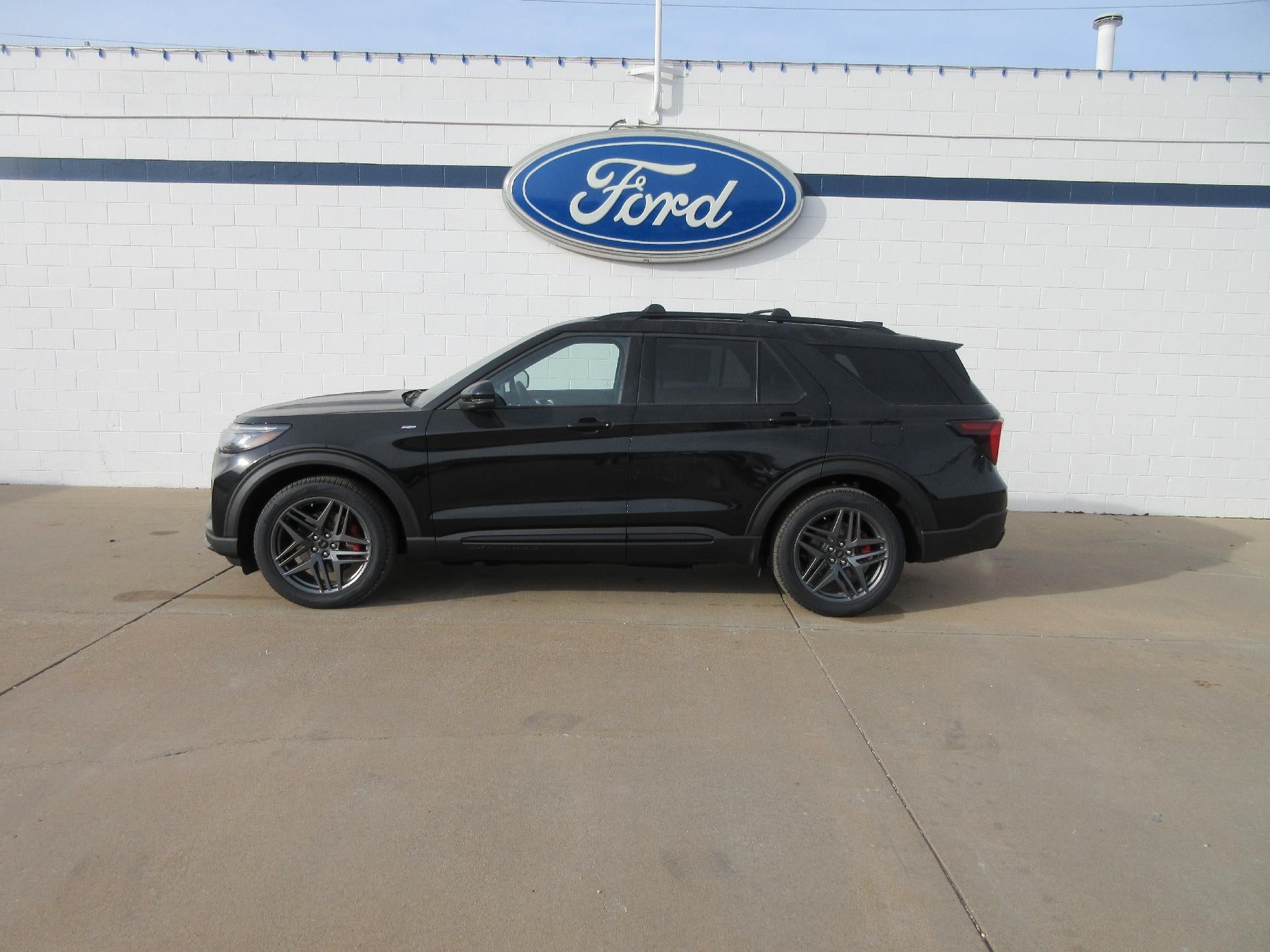 2026 Ford Explorer ST-Line RWD