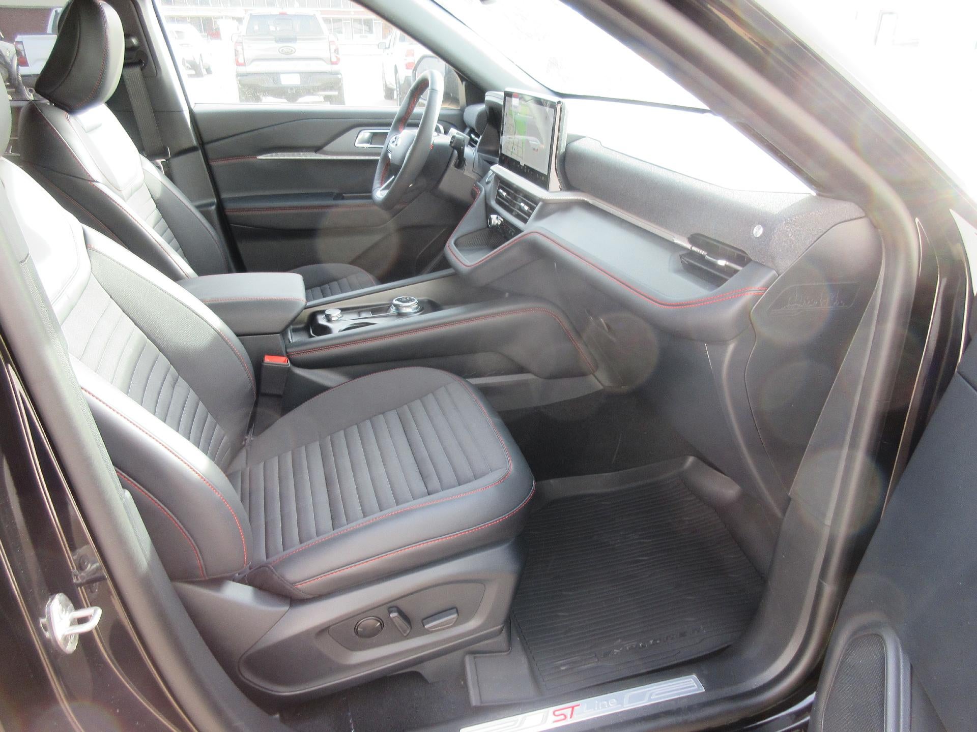 2026 Ford Explorer ST-Line RWD