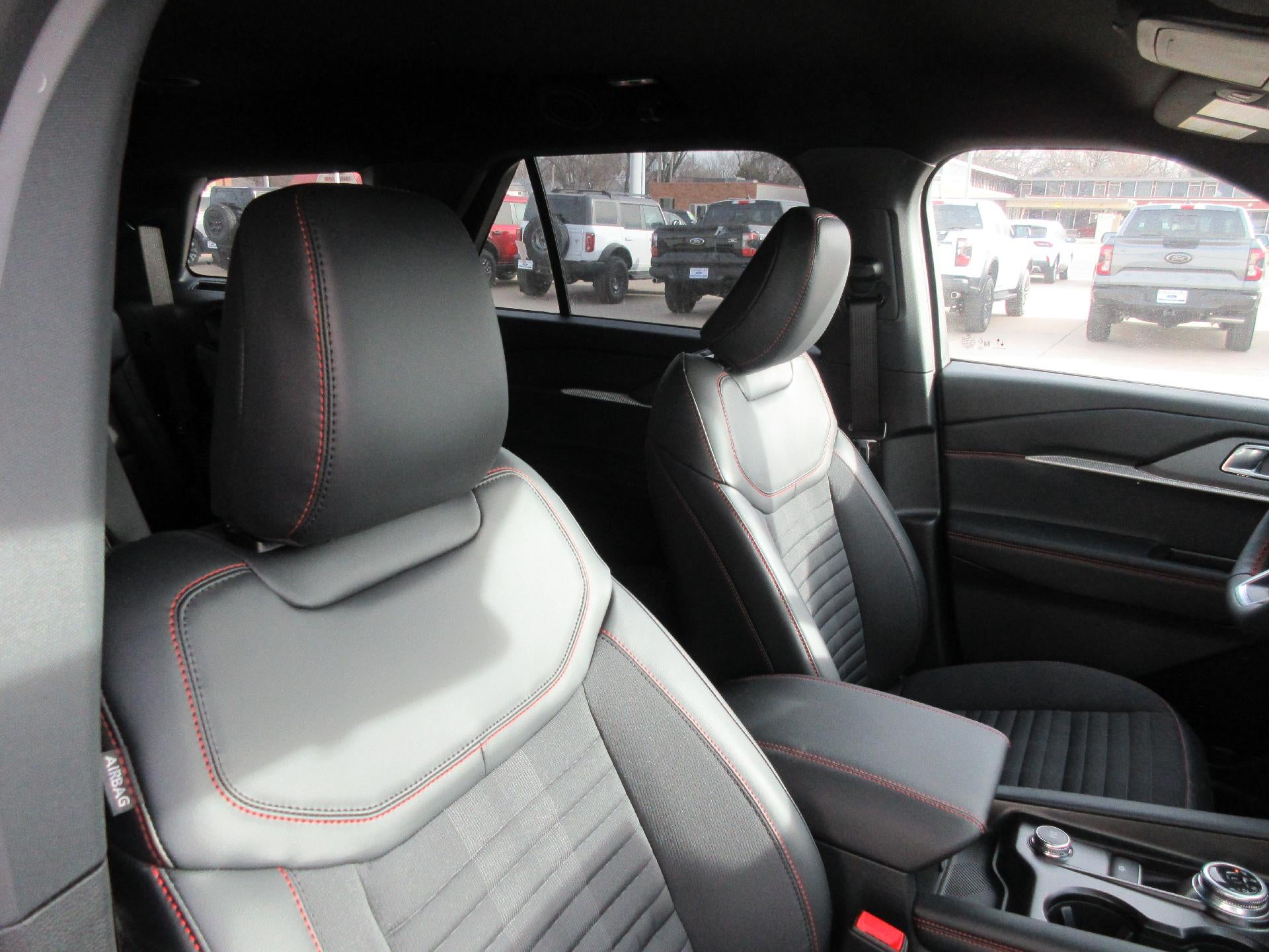 2026 Ford Explorer ST-Line RWD