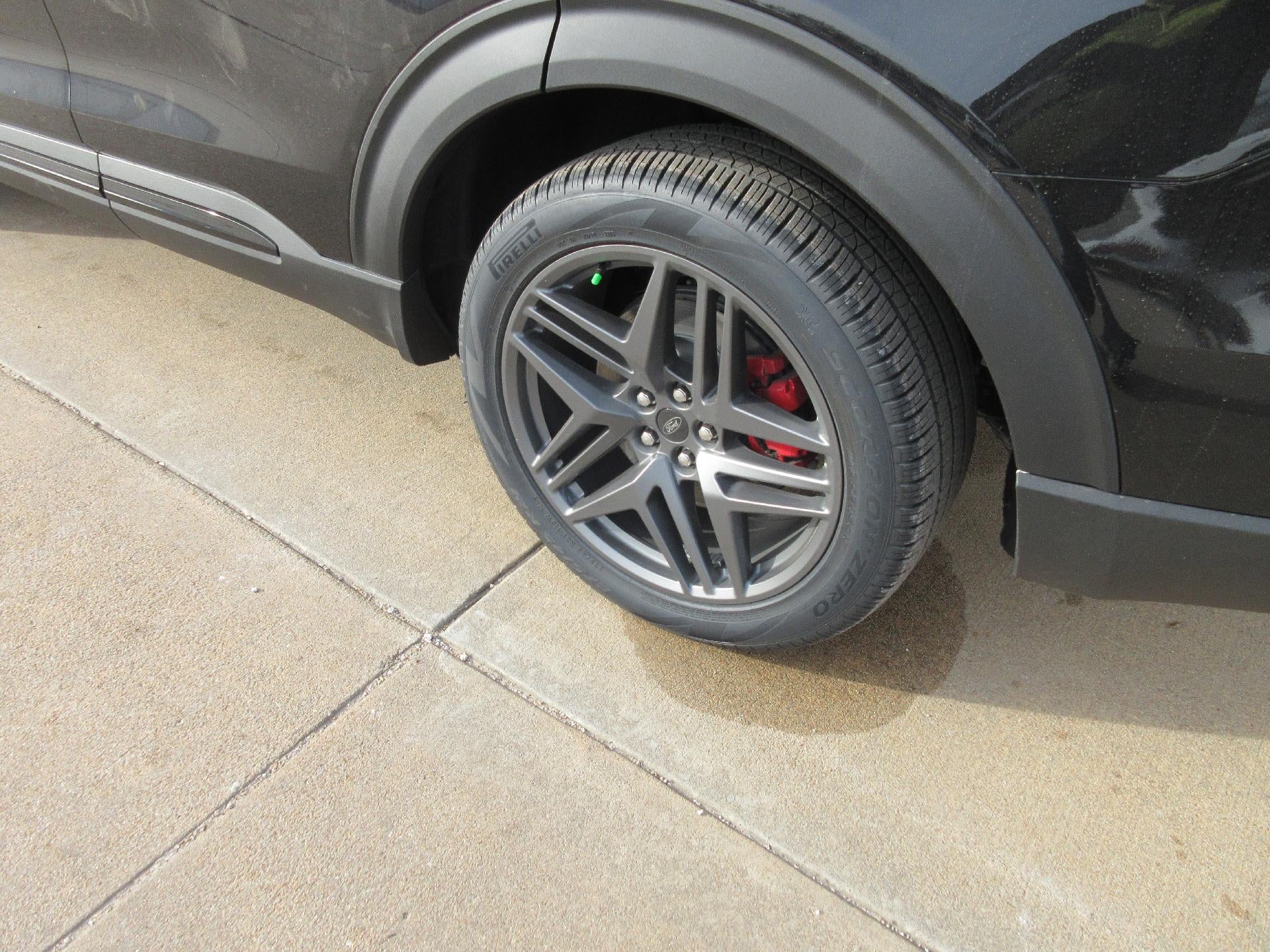 2026 Ford Explorer ST-Line RWD